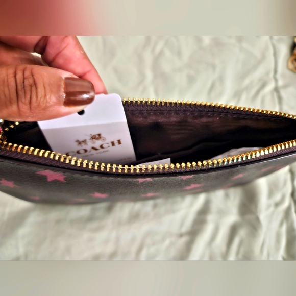 Large Corner Zip Wristlet - Picture 5 of 5